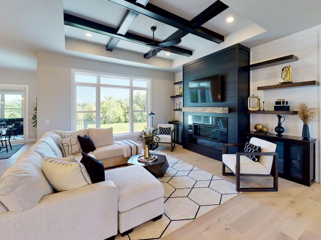 912 Westbridge Court, Waunakee, WI 53597