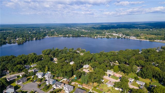 59 Mohawk Street, Coventry, RI 02816