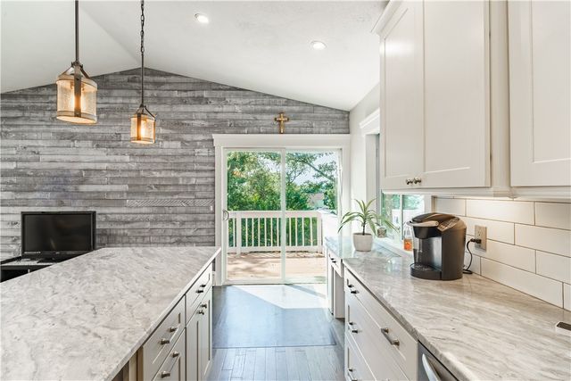 59 Mohawk Street, Coventry, RI 02816