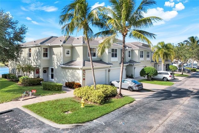 1370 Mariposa CIR 102, Naples, FL 34105