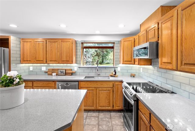 4421 199TH AVENUE SE, Snohomish, WA 98290