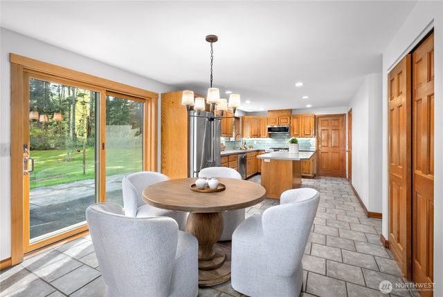 4421 199TH AVENUE SE, Snohomish, WA 98290