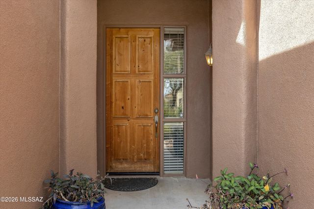 5967 N Campo Abierto, Tucson, AZ 85718