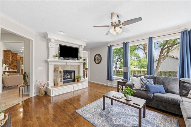 15964 W 160th Terrace, Olathe, KS 66062