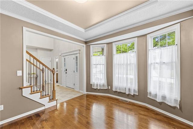 15964 W 160th Terrace, Olathe, KS 66062