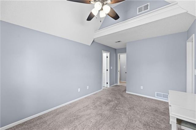 15964 W 160th Terrace, Olathe, KS 66062