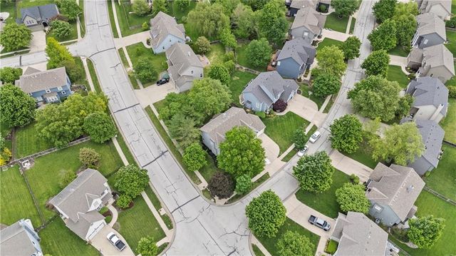 15964 W 160th Terrace, Olathe, KS 66062