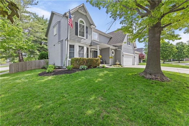 15964 W 160th Terrace, Olathe, KS 66062