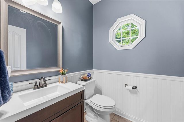 15964 W 160th Terrace, Olathe, KS 66062