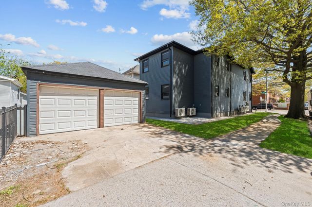 16701 116th Avenue, Jamaica, NY 11434