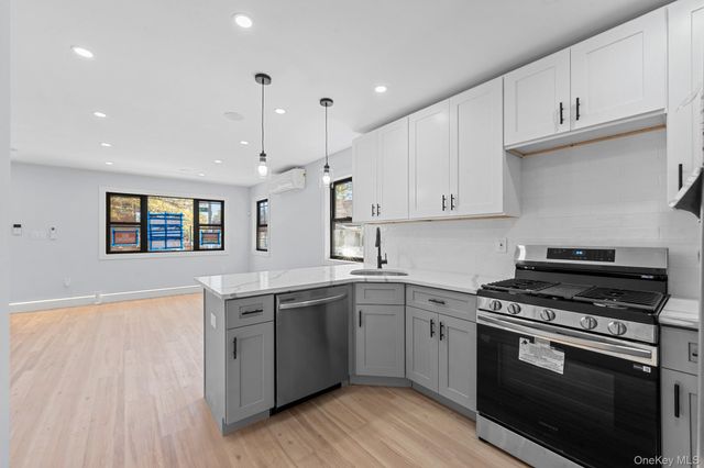 16701 116th Avenue, Jamaica, NY 11434