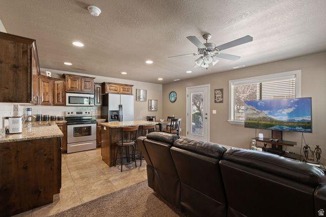 1082 E 1550 S, Ogden, UT 84404