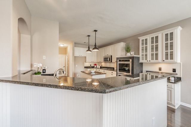 5545 Dunn Hill Drive, Fort Worth, TX 76137