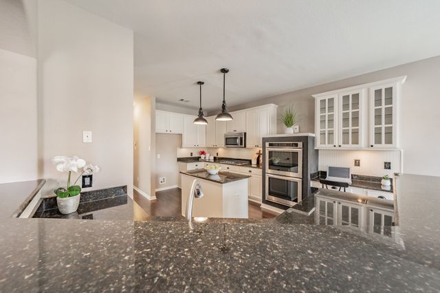 5545 Dunn Hill Drive, Fort Worth, TX 76137