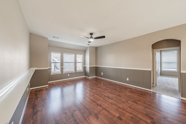 5545 Dunn Hill Drive, Fort Worth, TX 76137