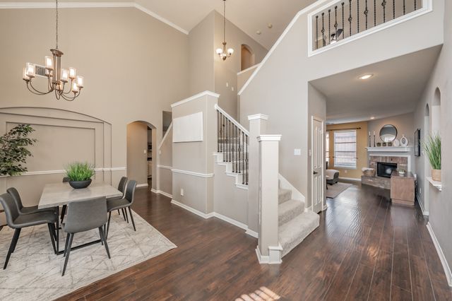 5545 Dunn Hill Drive, Fort Worth, TX 76137