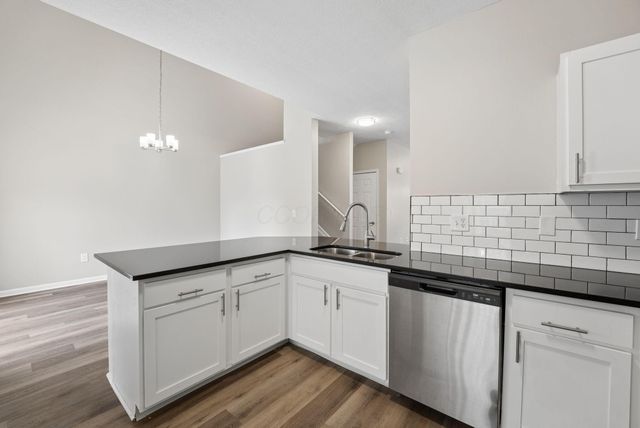 2045 River Rock Way, Reynoldsburg, OH 43068