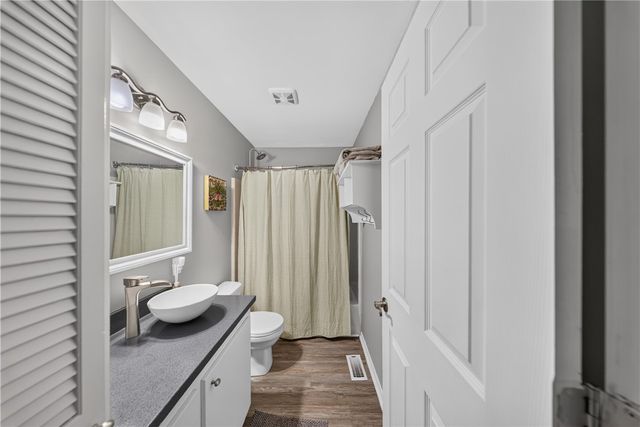 606 Melody Lane, Bentonville, AR 72712