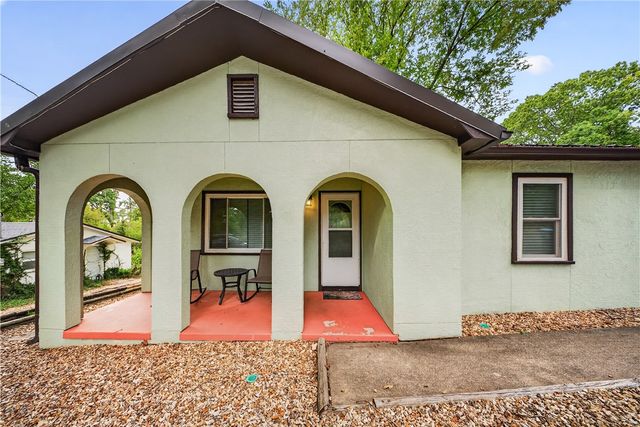 606 Melody Lane, Bentonville, AR 72712