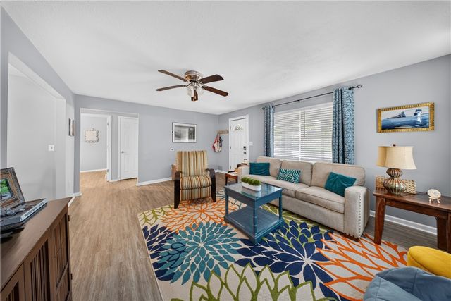 606 Melody Lane, Bentonville, AR 72712