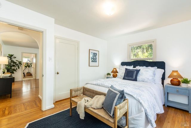 1828 Humboldt St, Santa Rosa, CA 95404