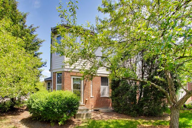 1050 Samantha Drive, Lake Zurich, IL 60047