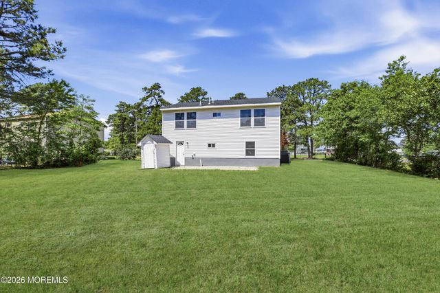 203 Seneca Trail, Browns Mills, NJ 08015