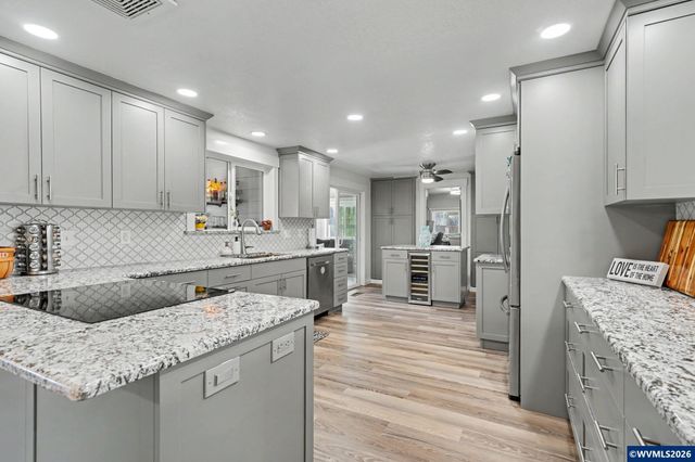 1706 Chelan St NE, Keizer, OR 97303