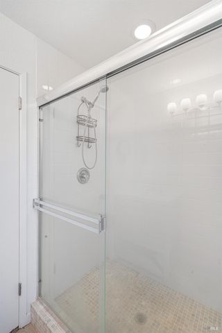 1323 Prentice Dr, Healdsburg, CA 95448