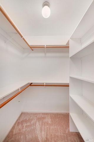 1323 Prentice Dr, Healdsburg, CA 95448