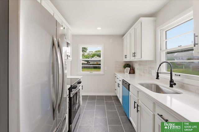 5420 Florence Boulevard, Omaha, NE 68110