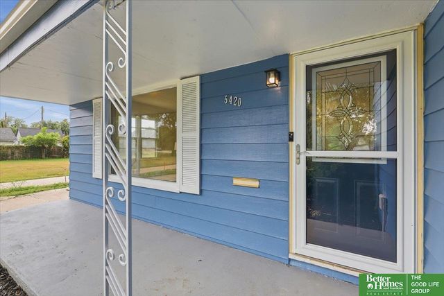 5420 Florence Boulevard, Omaha, NE 68110