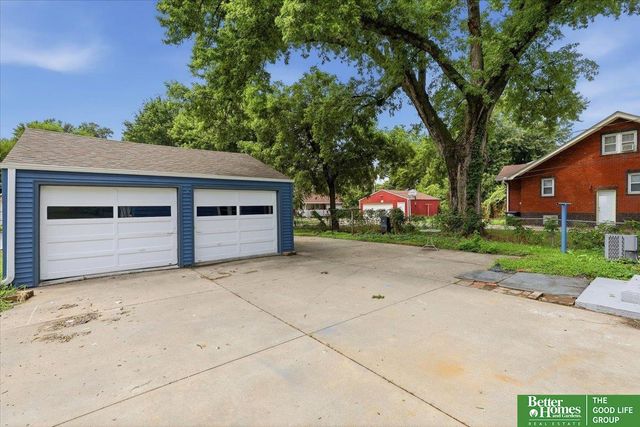5420 Florence Boulevard, Omaha, NE 68110