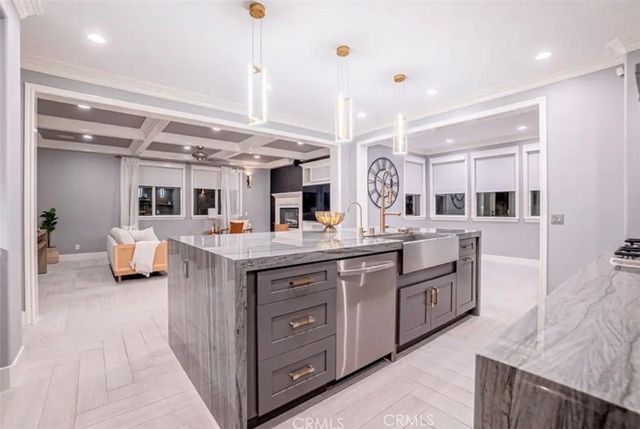 8082 E Portico, Orange, CA 92867