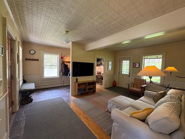 175 Creamery Street, Plainfield, VT 05667