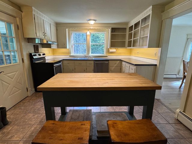 175 Creamery Street, Plainfield, VT 05667