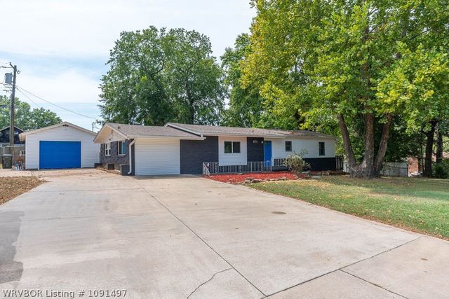 706 Martin Drive, Fort Smith, AR 72908