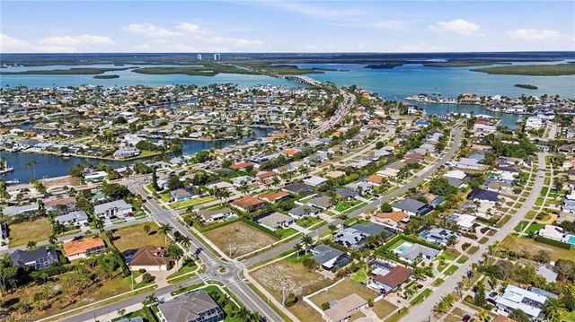 1201 6th AVE, Marco Island, FL 34145