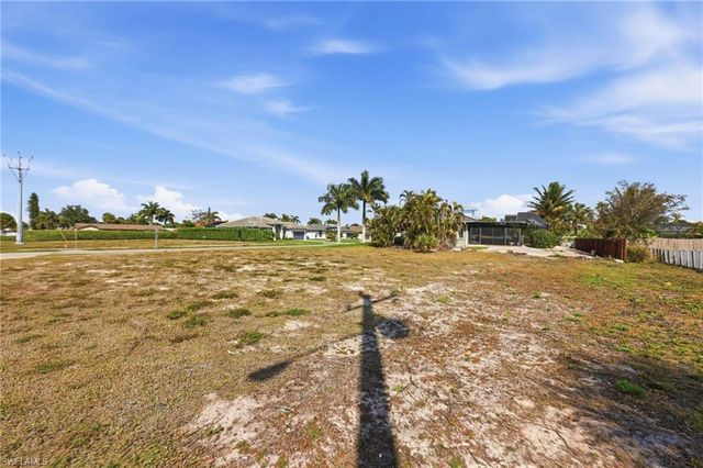 1201 6th AVE, Marco Island, FL 34145
