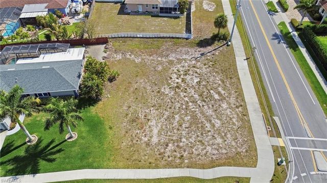 1201 6th AVE, Marco Island, FL 34145