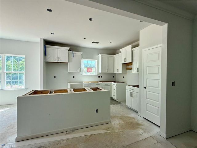 244 Yarrow Drive, Lexington, NC 27295