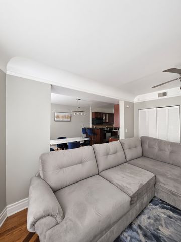 50 N Menard Avenue A2, Chicago, IL 60644