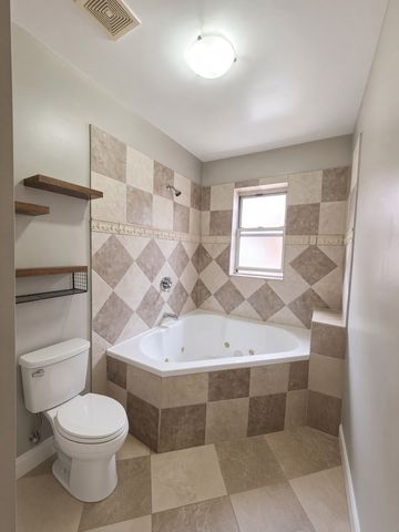 50 N Menard Avenue A2, Chicago, IL 60644