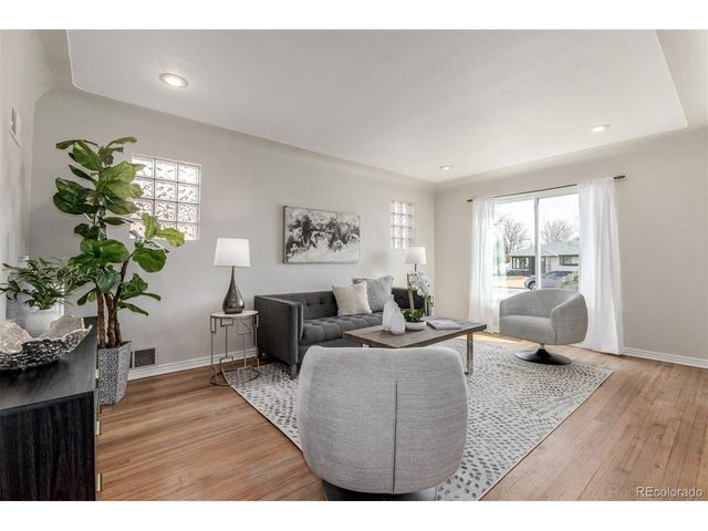 3627 Leyden St, Denver, CO 80207