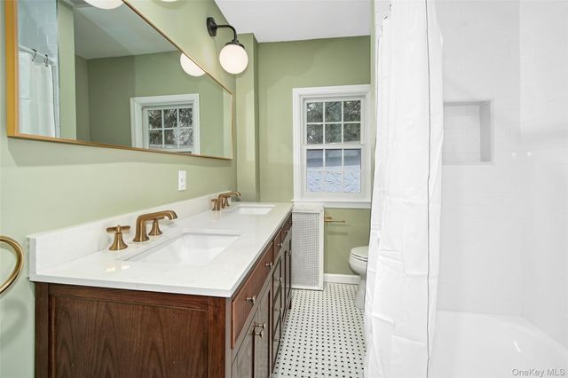 319 Oakland Beach Avenue, Rye, NY 10580