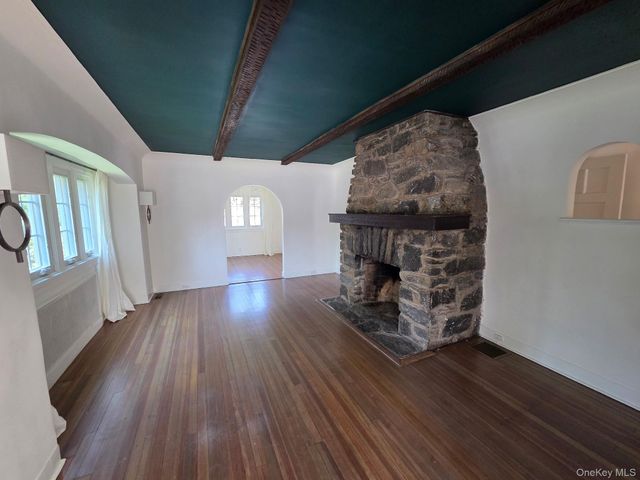 319 Oakland Beach Avenue, Rye, NY 10580
