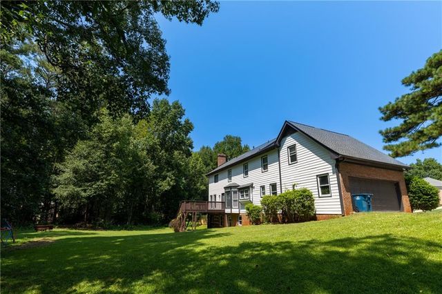 560 Trombley Bay Lane, Lawrenceville, GA 30044