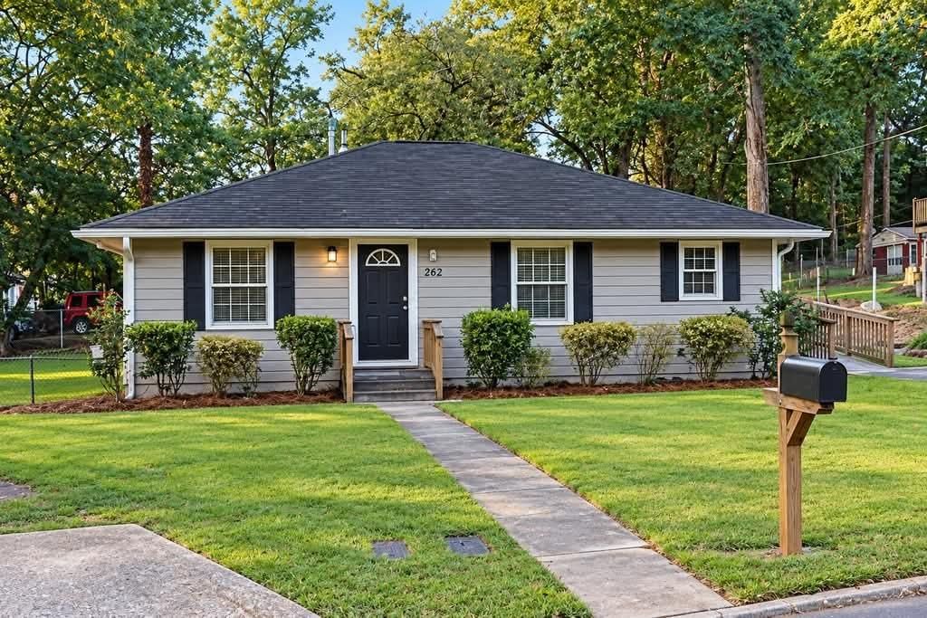262 NE Forest Avenue, Marietta, GA 30060