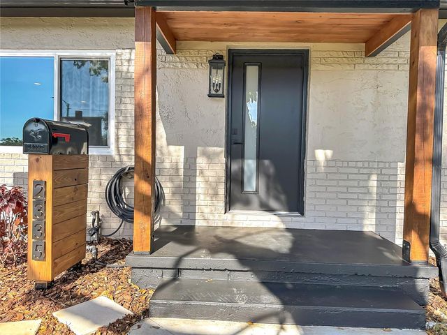 2335 MURILLA WAY S, St Petersburg, FL 33712