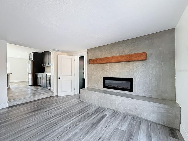 2335 MURILLA WAY S, St Petersburg, FL 33712